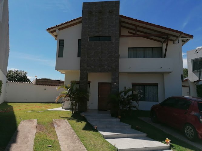Fotografía de Condominio El Prado Casa 12 ubicado en Santa Cruz de la Sierra, Santa Cruz